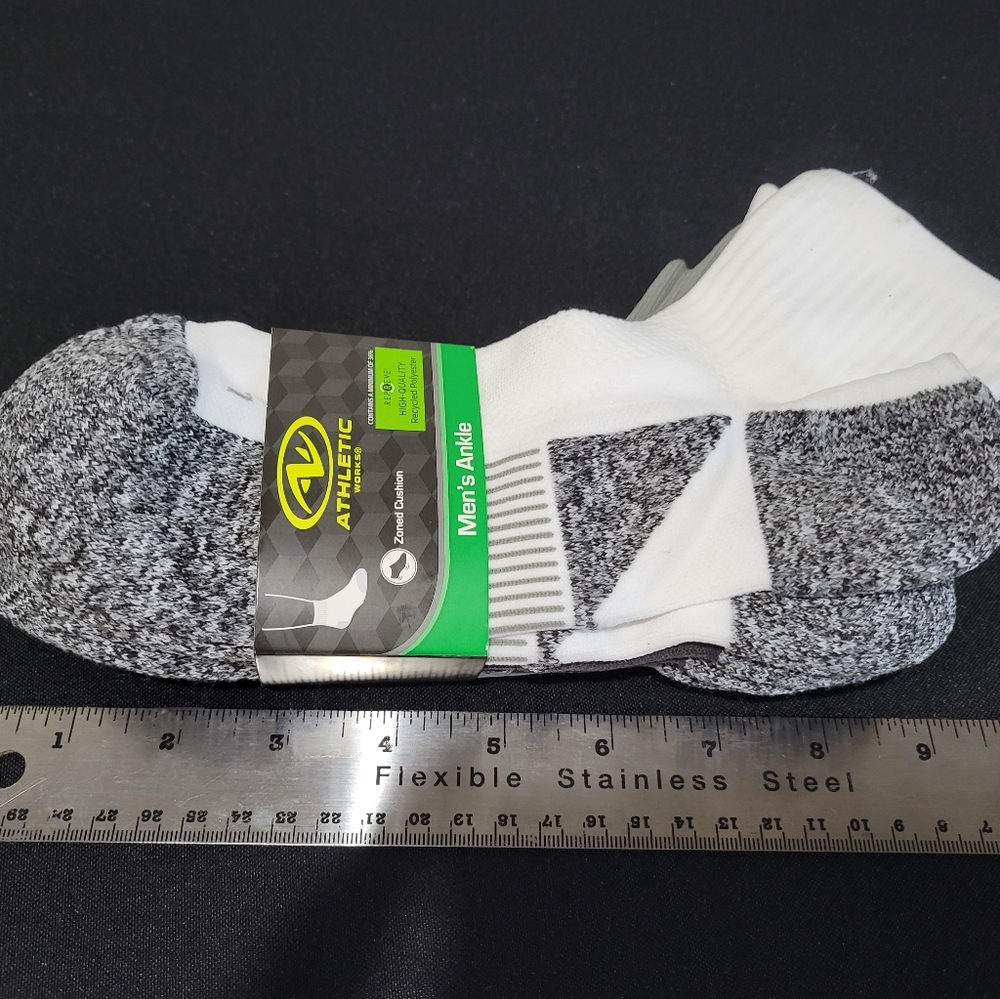 Athletic Works 3pr socks - Picture 2 of 2